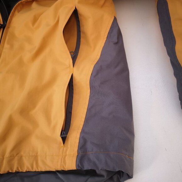 Outer Boundary Smartech Ladies Size Medium Gold & Grey Jacket with Packable Hood - Picture 6 of 15